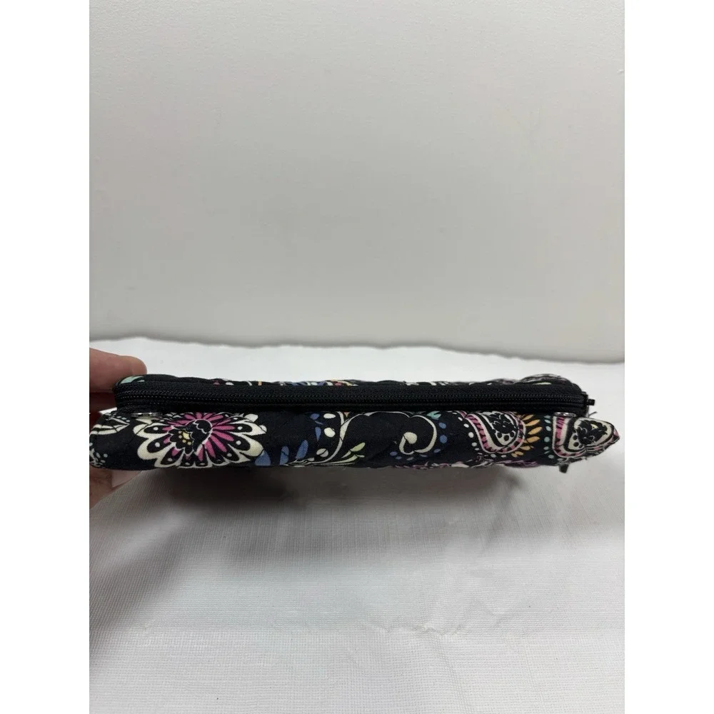 Vera Bradley Trifold Wallet Clutch Black‎ Paisley Floral Print Wristlet Quilted